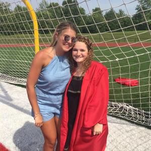 Meet your Posher, Avery